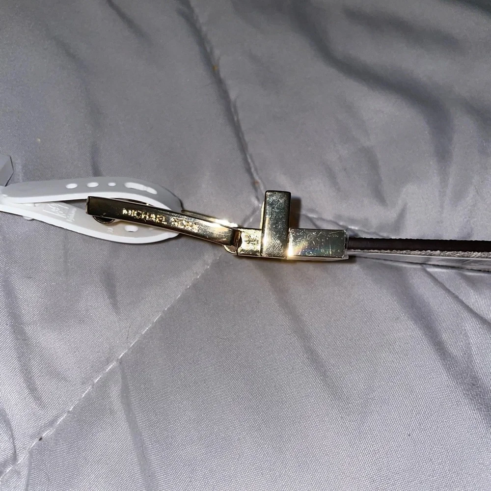 NWT Michael Kors Twist Reversible Belt 2 in 1 - Picture 3 of 9